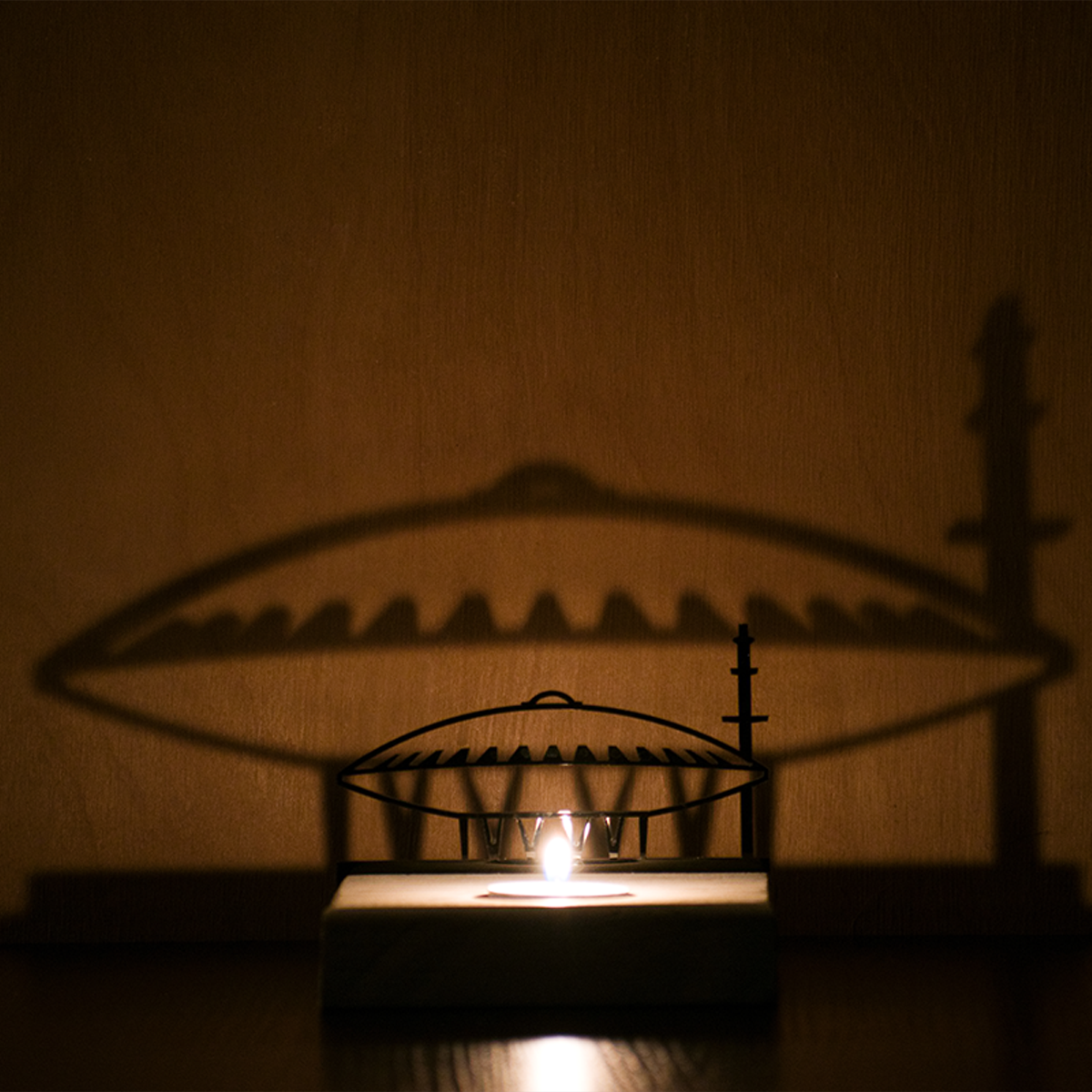 ND_shop_Eindhoven-Waxinelicht_Evoluon_donker2